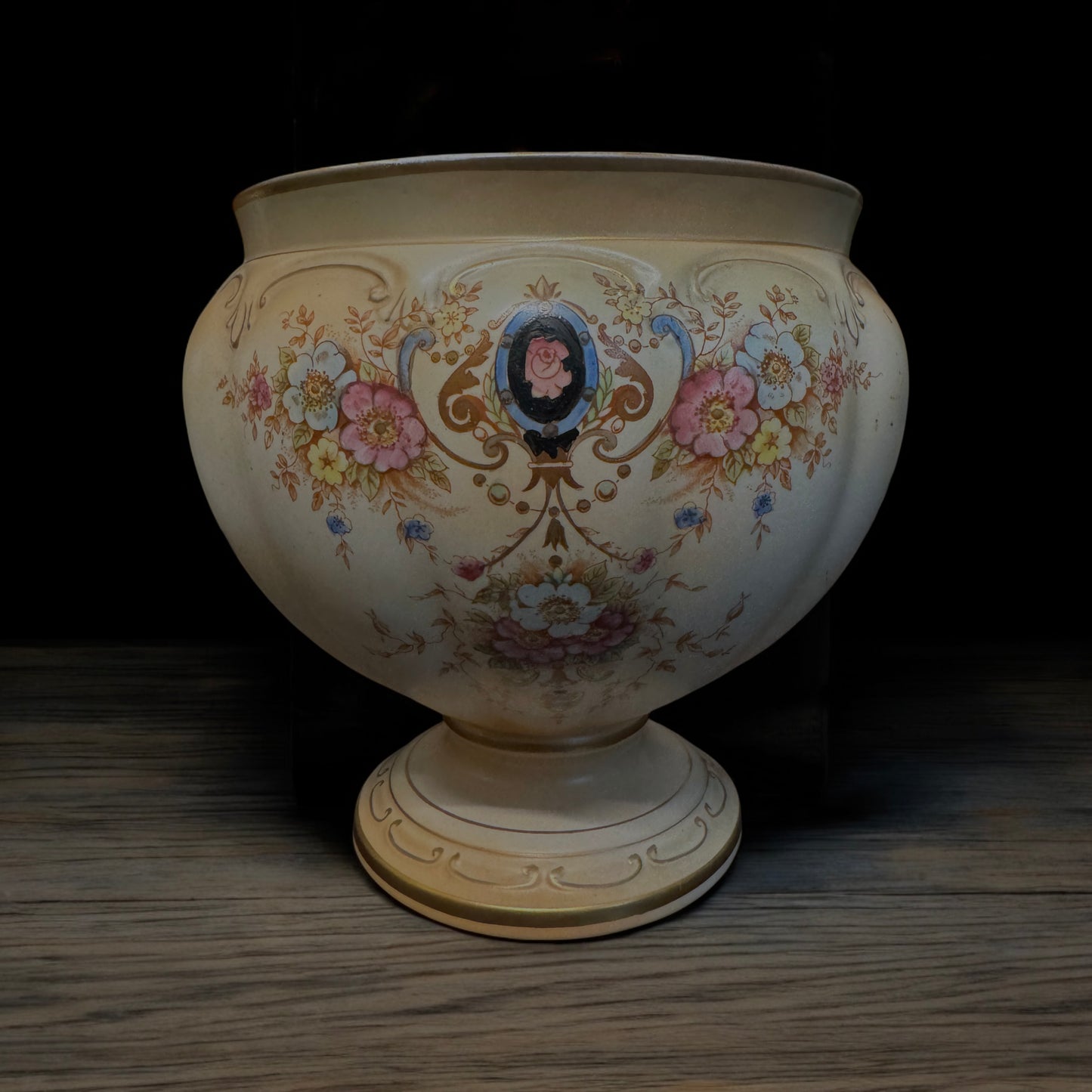 Antique English Crown Devon Fielding’s “Thames” Pattern 3-Piece Set - Circa 1917–1925.