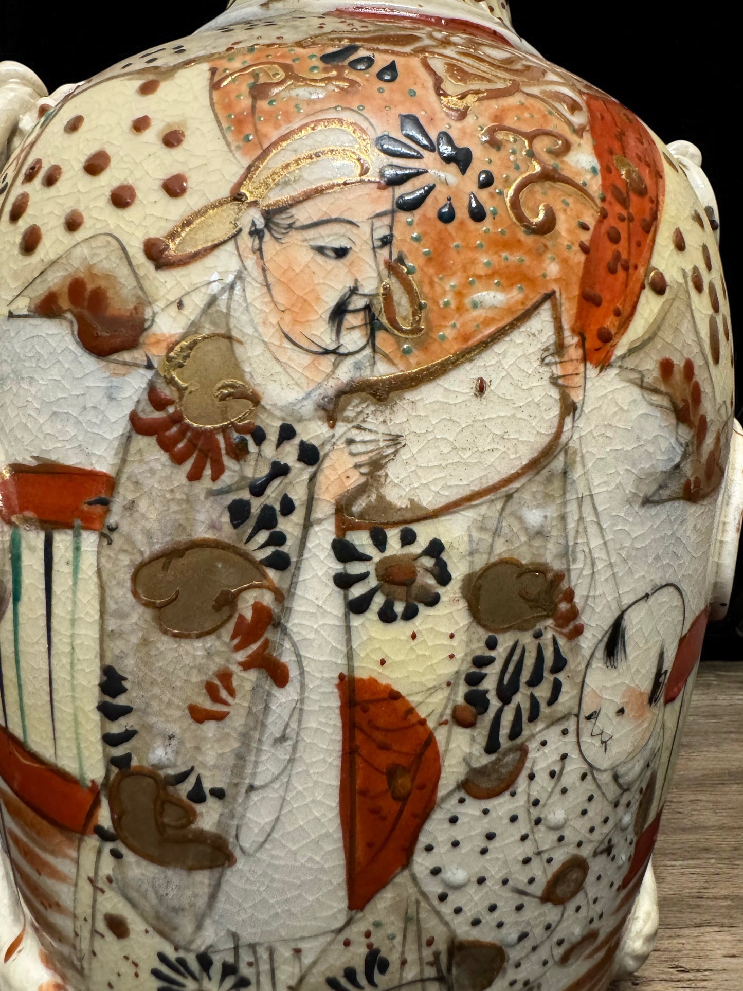 Signed Japanese Satsuma Vase - Meiji Period Late 19th Century (circa 1870-1890), Handmade/Hand-Painted