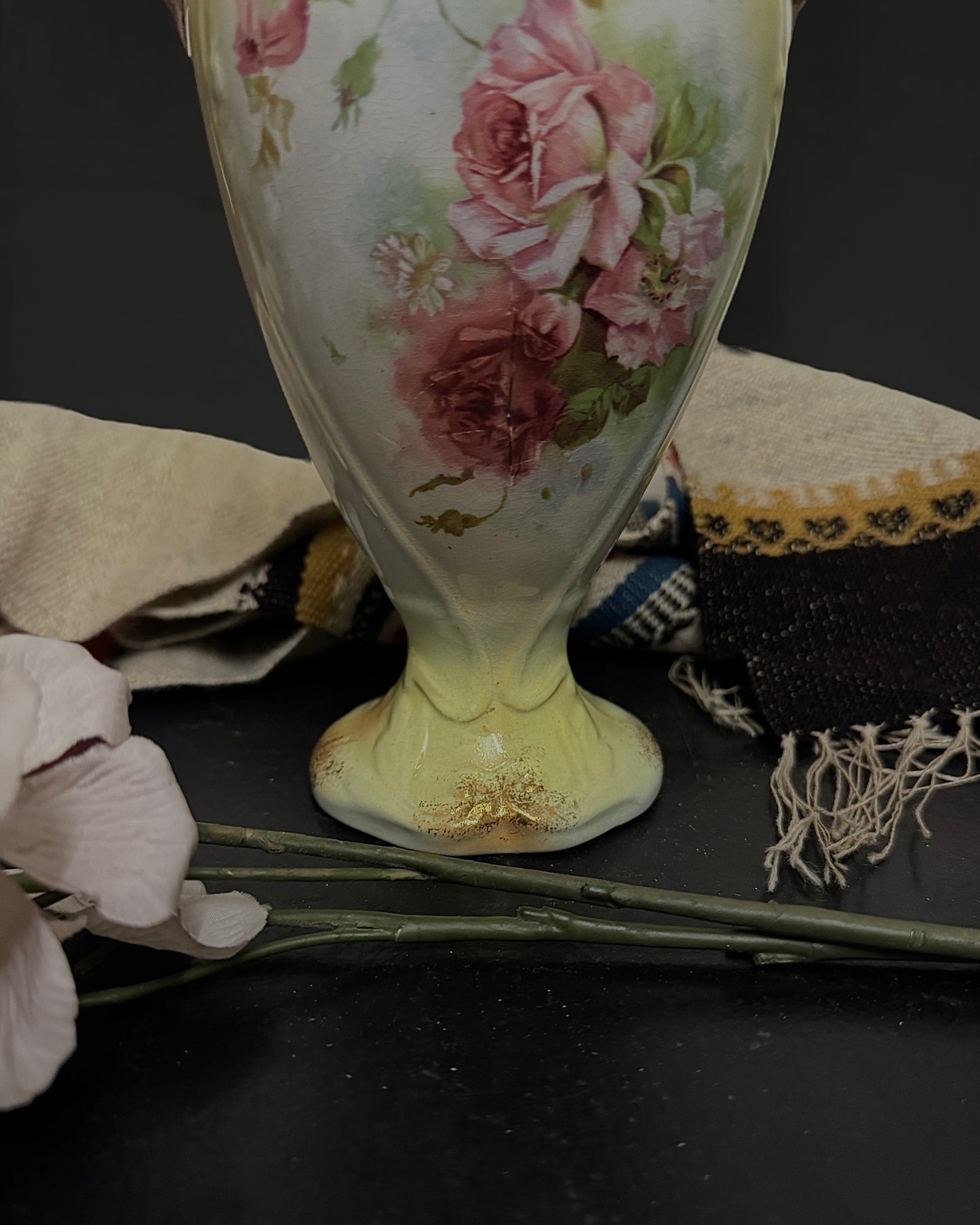 Late Victorian to Edwardian English Earthenware Trophy Vase (circa 1890–1910)