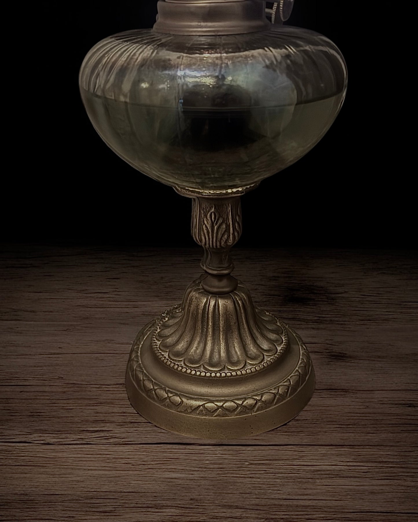 Early 20th Century British Kerosene Lamp
