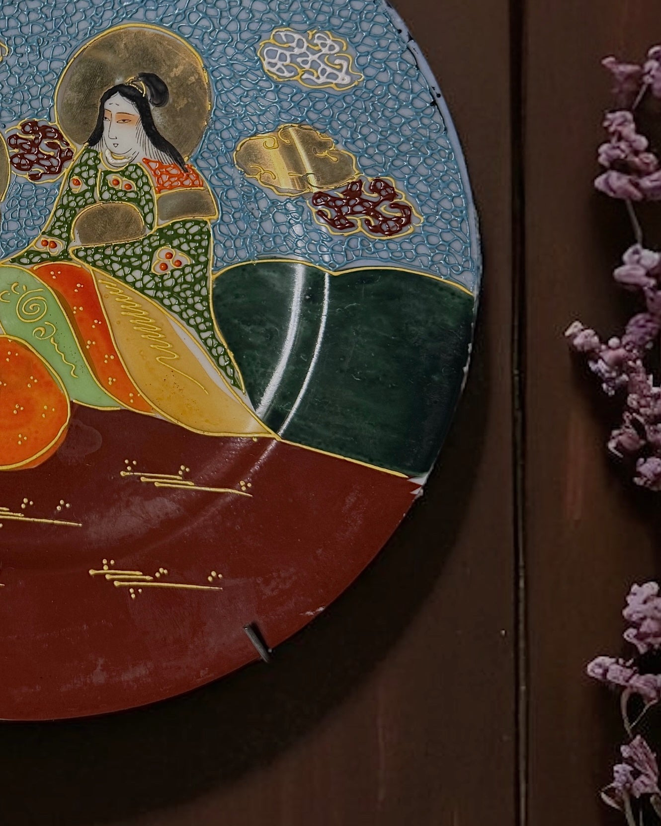 Japanese Satsuma-Style Porcelain Plate “Kannon and an Arhat”. Taishō period (circa 1910–1920), Marked: 大日本特製 (Dai Nippon Tokusei) “Specially Made in Great Japan”