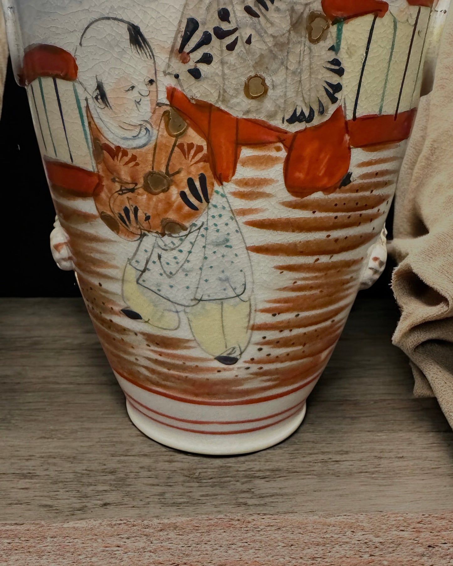 Signed Japanese Satsuma Vase - Meiji Period Late 19th Century (circa 1870-1890), Handmade/Hand-Painted