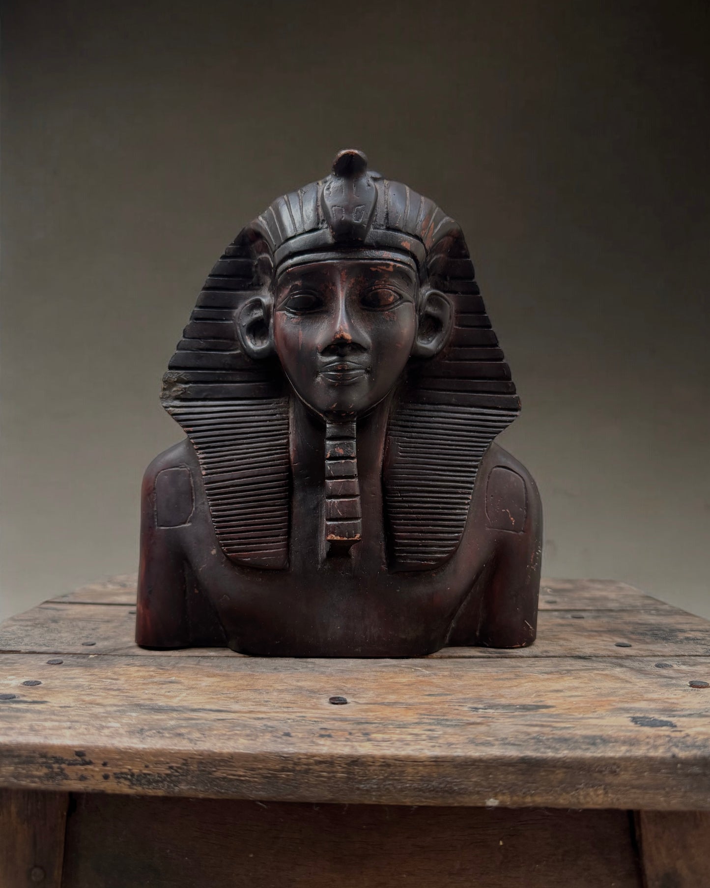 Tutankhamun - Egyptian Pharaoh Bust