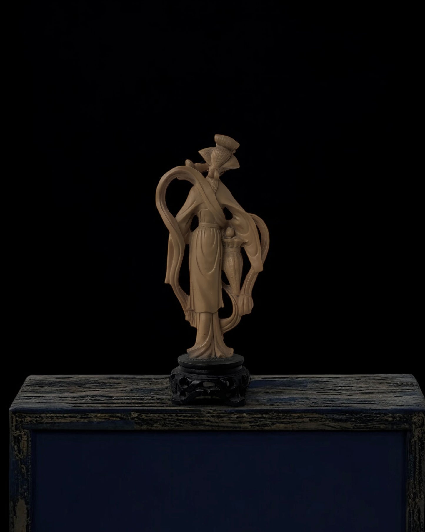 Japanese Geisha Figure