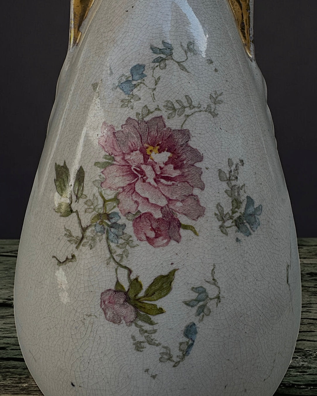 19th-century Victorian European Mantel Vase, c.1850-1880.