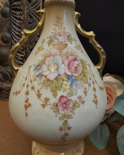 English Crown Devon “Spring” Pattern Hand-Painted Vase, Fielding & Co., Stoke-on-Trent, circa 1910s