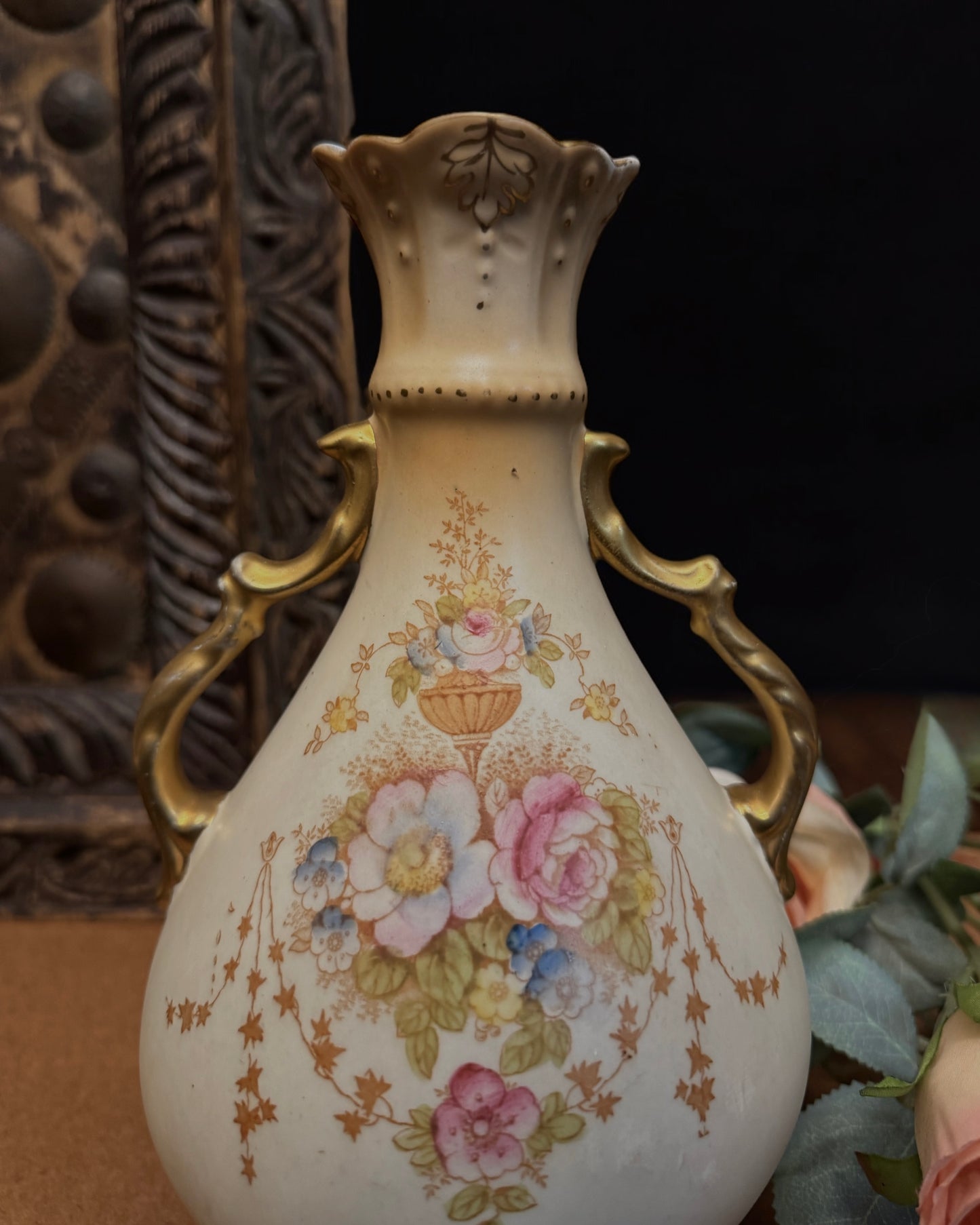 English Crown Devon “Spring” Pattern Hand-Painted Vase, Fielding & Co., Stoke-on-Trent, circa 1910s