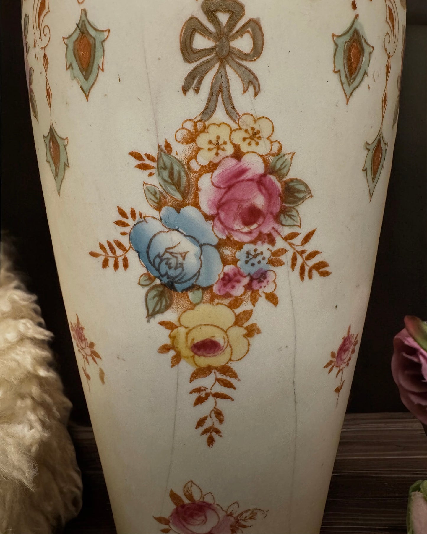 English Crown Devon “Perth” Pattern Vase, Fielding & Co., Stoke-on-Trent, circa 1913-14