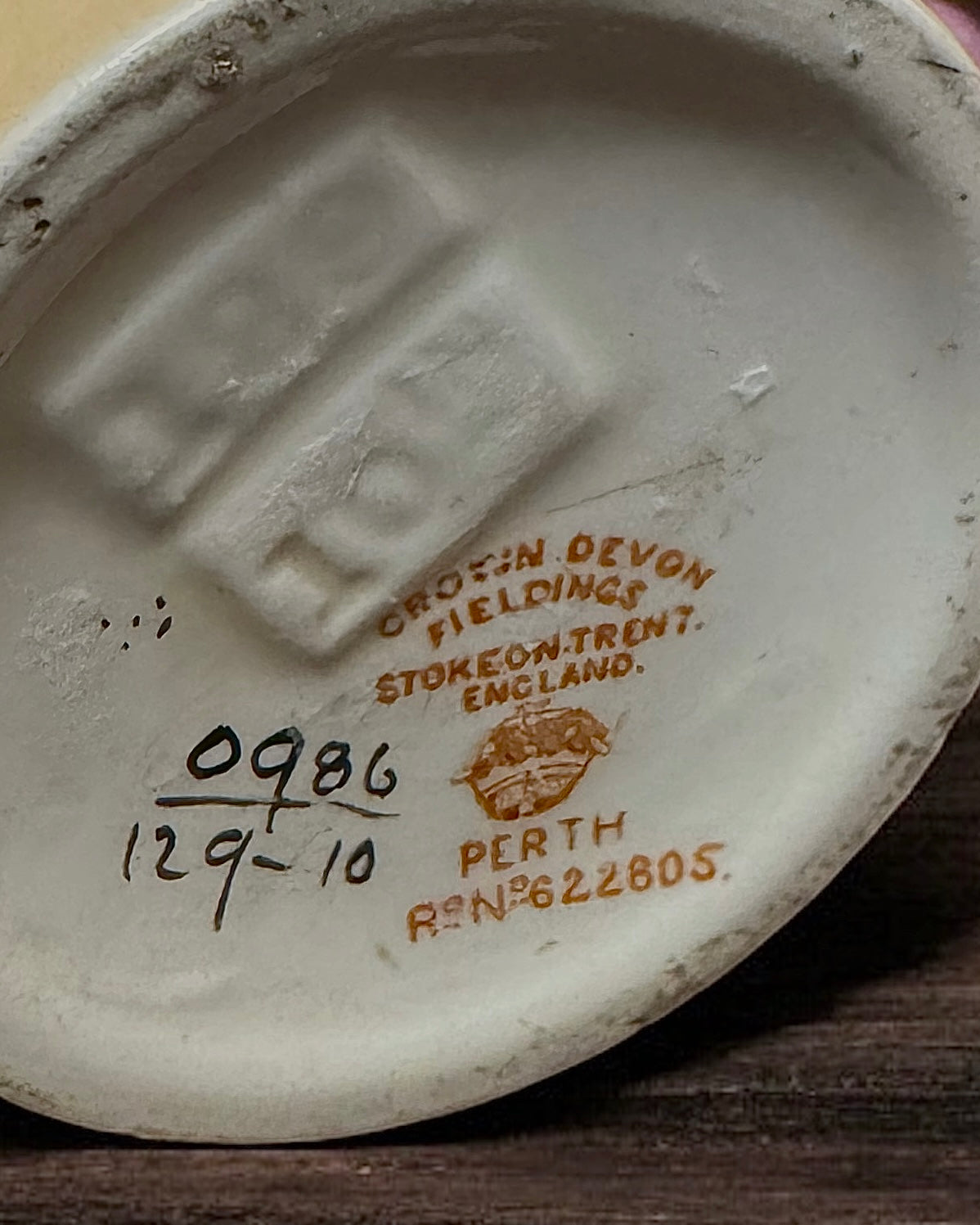 English Crown Devon “Perth” Pattern Vase, Fielding & Co., Stoke-on-Trent, circa 1913-14