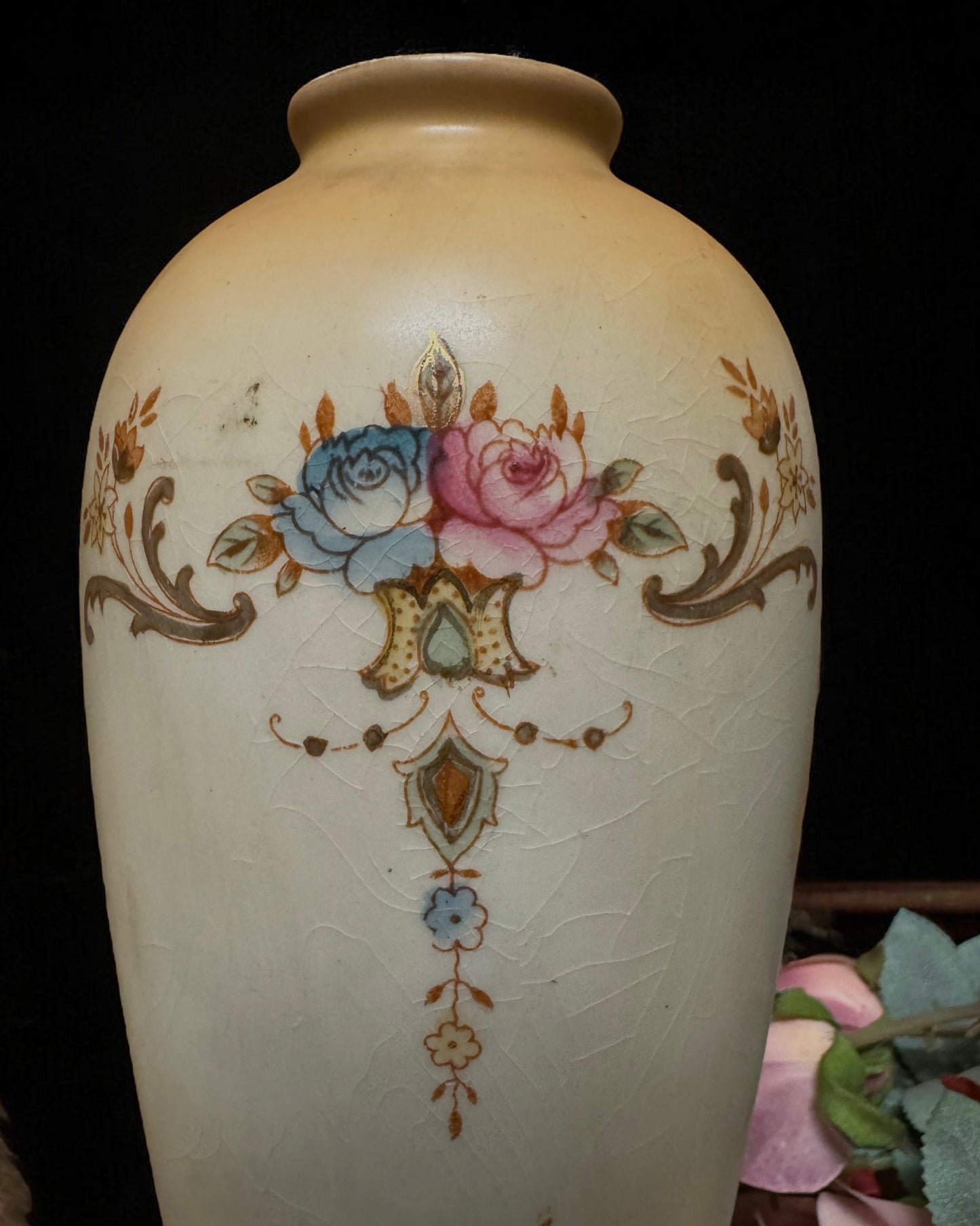 English Crown Devon “Perth” Pattern Vase, Fielding & Co., Stoke-on-Trent, circa 1913-14